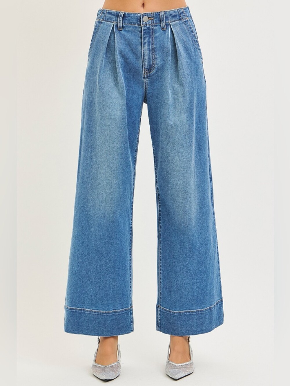Wide Leg Pleated Jeans in Medium Blue - Picture 2 of 6
